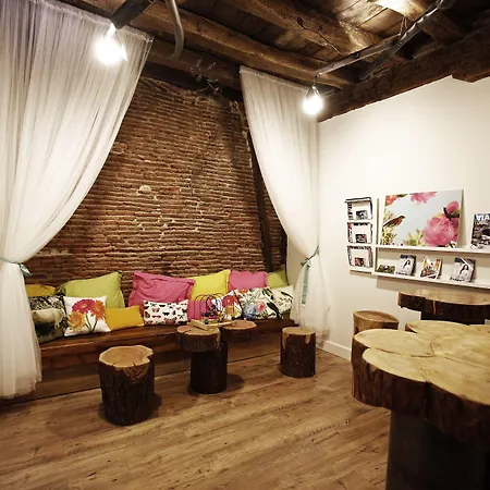 게스트하우스 Basque Boutique 2*