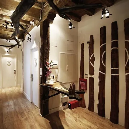 Basque Boutique Konukevi