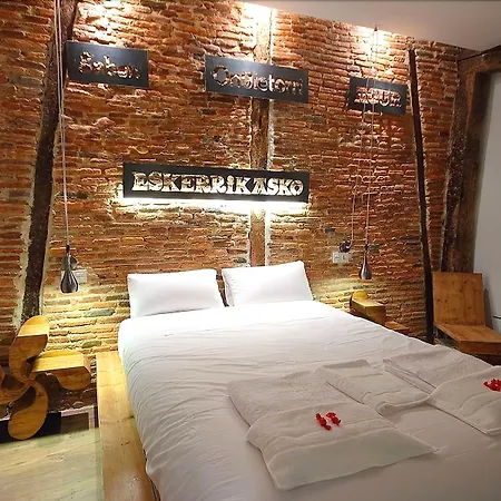 Basque Boutique By Gaiarooms Gasthof 2*