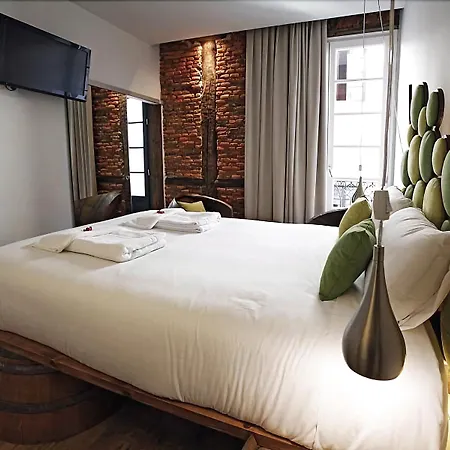 Basque Boutique By Gaiarooms 2*