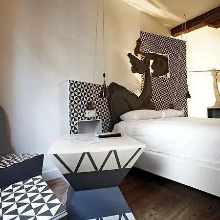 Basque Boutique By Gaiarooms