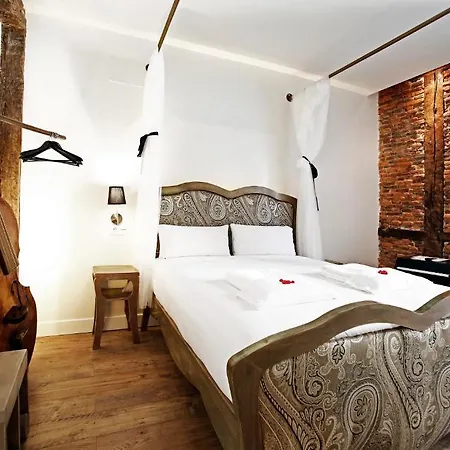Basque Boutique By Gaiarooms Gasthof 2*