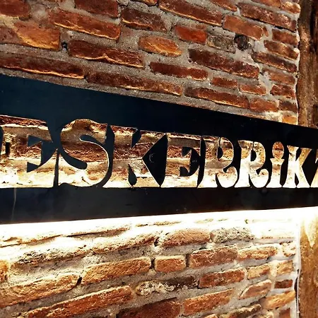 Konukevi Basque Boutique