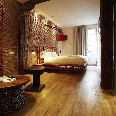 Konukevi Basque Boutique 2*