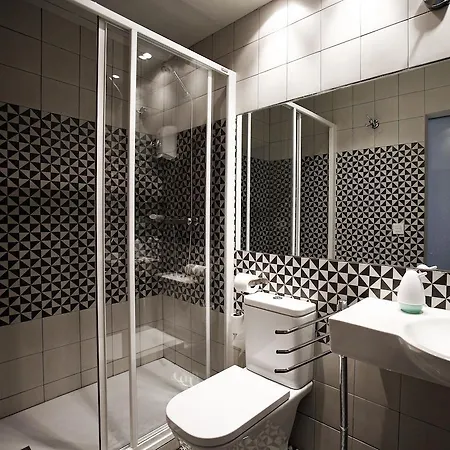 Basque Boutique By Gaiarooms