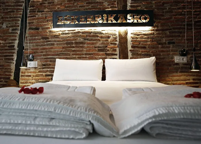 Basque Boutique Πανσιόν 2*