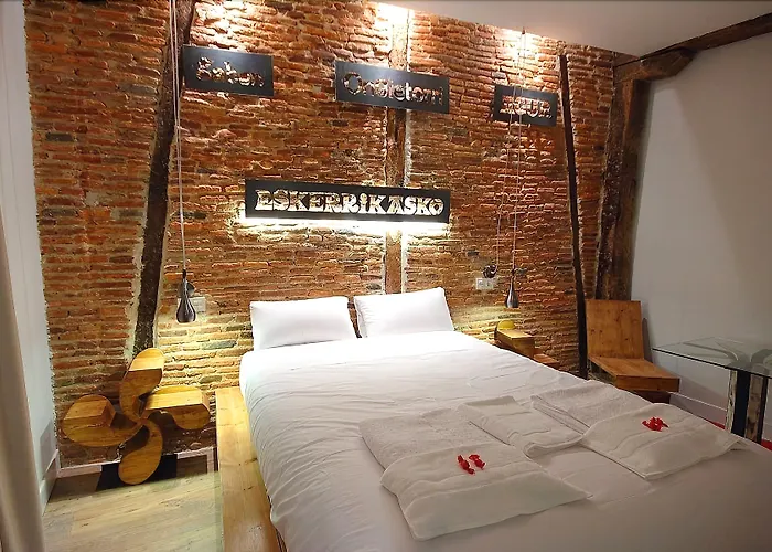 Basque Boutique Maison d'hôtes 2*